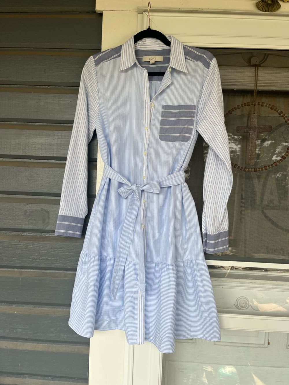 NWOT Loft Blue Chambray Striped Shirt Dress size S Long Sleeve Mini Length Belt